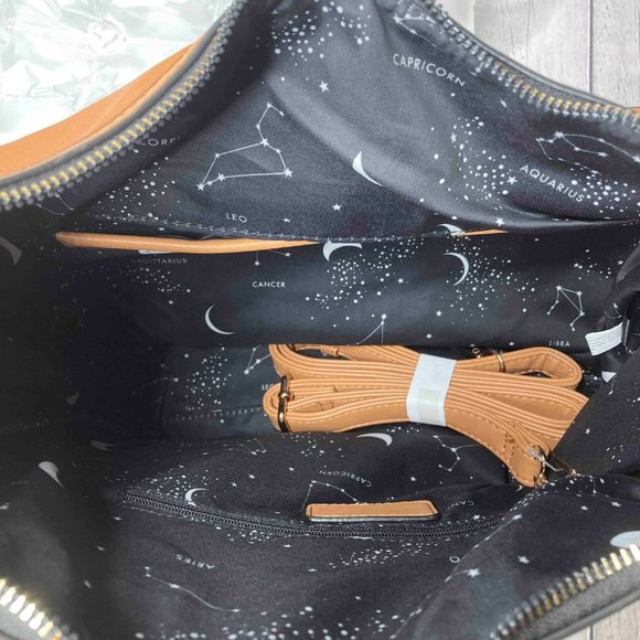 Malibu Skye - Sleek Vegan Leather Handbags - Picture 4 of 6